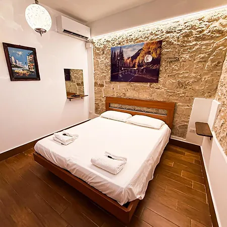 Torre Dell'orologio Bed & Breakfast Toritto
